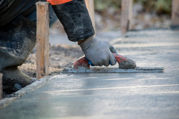 Best Concrete Pool Decks in Bannockburn, IL